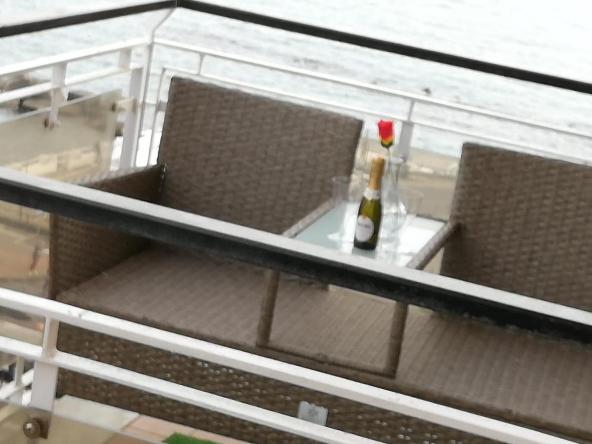 V I P Suites Cielo Stellato On Concordia Sea Salerno Eksteriør bilde